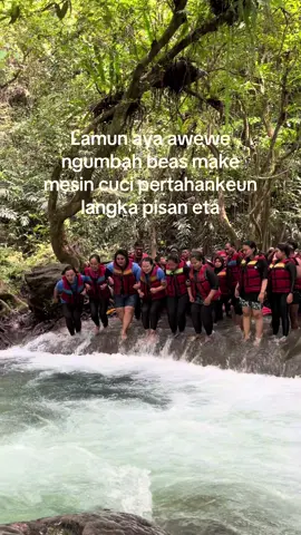Pertahanken omat: #citumanggreenvalley #pangandaransunset #greencanyonbodyrafting #madasaribeach #madasari                 