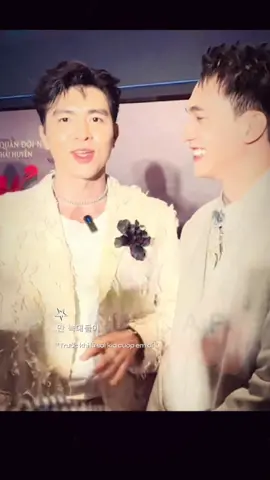 Coi 2 ảnh nhìn nhau kìaaaa????? Dthw chớt tuiii #stevennguyen #donhathoang #huyhoang #xh #muado 