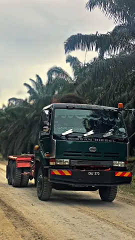 kasih #fyp dlu sodara bedara ku ni 🤟🏿😂#idoll #usahawan #derebamuda #soundviral 