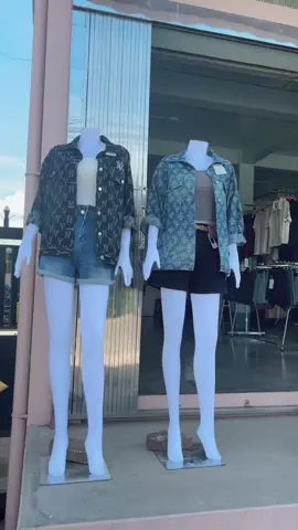 Logo Jean Jacket ပုံစုံ Noe Noe Collections 2 🏠ခေမာသီရိမိန်းလမ်းမပေါ်၊လမ်းသွယ် 8,9ကြား၊ခေမာသီရိရပ်ကွက်၊ #noenoecollections2 #foryou #myitkyina #fashion #jeanjacket 