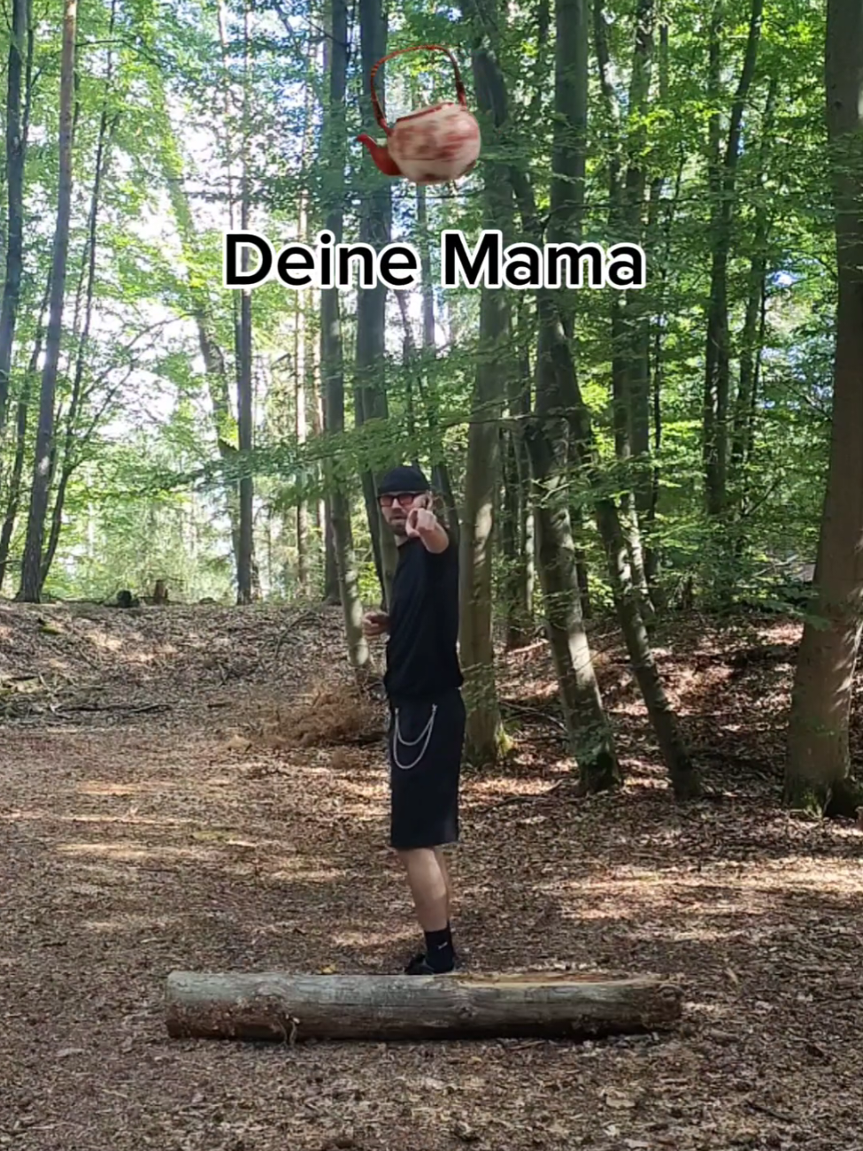 Gabber Tee im Wald #gabba #gabber #hakken #gabbertok #fyp 