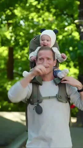 @minimeis 🐼 Lift your little one up high and experience the game-changing togetherness!  🌟 MiniMeis Shoulder Carrier is first of its kind 🏆 Voted top 100 inventions from TIME Magazine  🌎 Loved by families around the world  👶 Can be used from 6 months - 4 years  Secure your child with a waist belt and leg straps and let the outdoor party begin. Sky high adventures await!🚀 #minimeis #shouldercarrier #babycarrier #scandinaviandesign