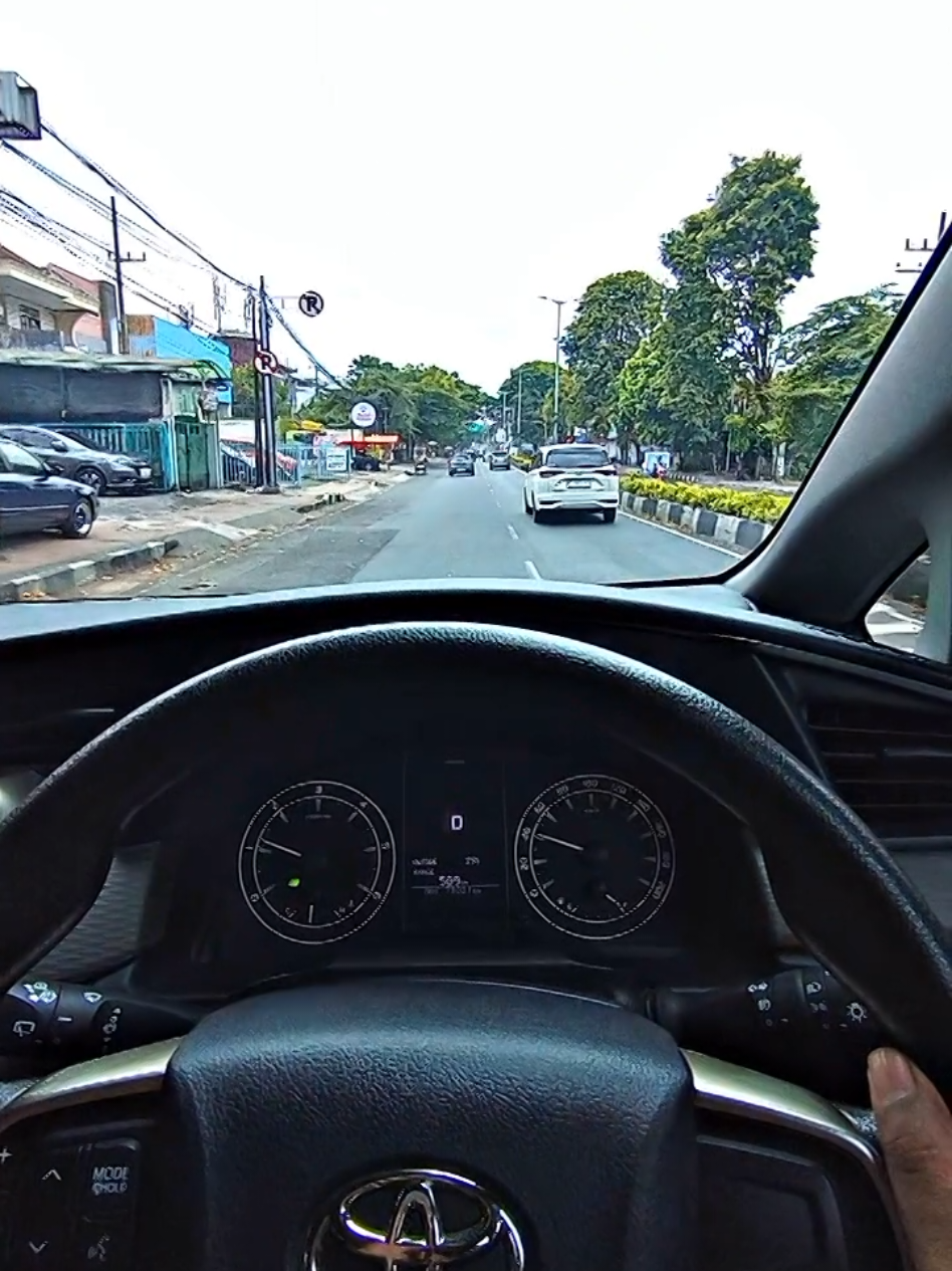 butuh kendaraan untuk perjalanan wisata atau perjalanan dinas.  kring halo contac yg ada di bio ya  #rentalmobilmurah  #rentalmobilmalang  #inovareborn  #fyp  #sewahhaicemalang 