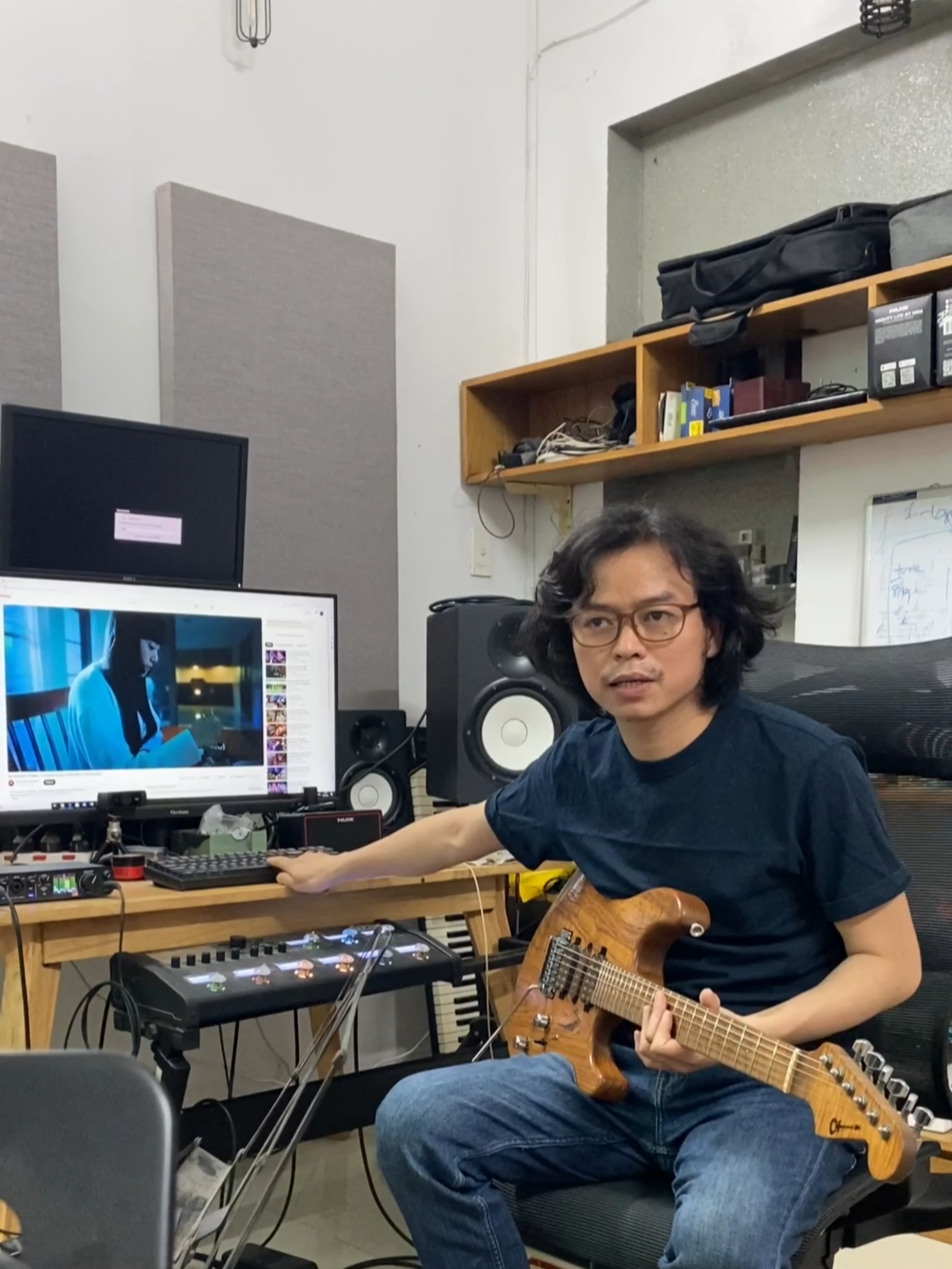 Có bạn hỏi câu Guitar này!