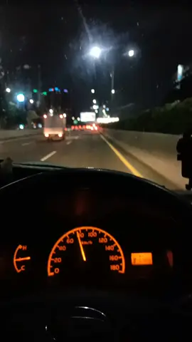 pesona jam malam di dalam kota #foryou #strorywa #fypシ゚ #drivermuda #grenmaxtiktok 
