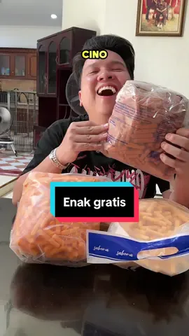 ‼️NYOLONG DARI CICIK TEROOOS 😂😂‼️