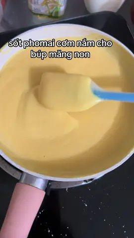 Sốt phomai đã quay trở lại trên hành trình bán cơm nắm ạ , mới ra bán mà khách đã hỏi um sùm òii trộm vía quá 😊😊 #cơmnắm #phô_mai🧀🌹 #tiktokviral #xuhuongtiktok #xuhuong 