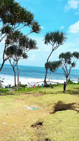 pantai gigi hiu Original video by @zoomie77 📱 Google Pixel 7 Pro  🎥 Cinematic vidio @nalwavee  🔧 Cocok buat Story, Prank, Kata-kata  📥 Follow buat stok video original tiap hari #xyzbca  #pixel7pro   #mentahanvidio #mentahanvideo #mentahan
