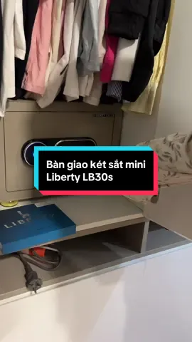 Mẫu két sắt nhỏ gọn cất trong tủ, anh chị nào có ưng không ạ 😍😍 #ketsatvantay #xuhuong #viral #ketsat #ketsatmini 