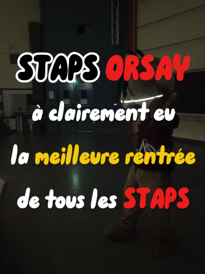 La meilleure rentrée de France c'est sur !  C'était le jour J, le jour où le bde se présente au nouveau stapsien, autant vous dire que c'était le feu 🔥 🔥🔥 @bdestapsorsay #musculation #coachsportif #streetworkout #staps 