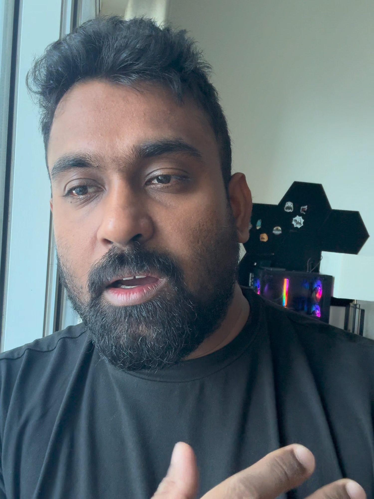 FAKE FOLLOWERS ලා ගන්න එපා! දෙයියංගේ නාමෙට සල්ලි දීලා followers, views, likes, comments මේ කිසි දෙයක් ගන්න එපා . කවුරු හරි එකෙක් කිවුවොත් මෙච්ච followers ලා අරං දෙන්න මට අච්චර ගානක් දෙන්න කියලා, උං තනි හොරු. ඕවට දැන්වත් අහුවෙන්න එපා. #fyp #foryou #srilankan_tik_tok🇱🇰