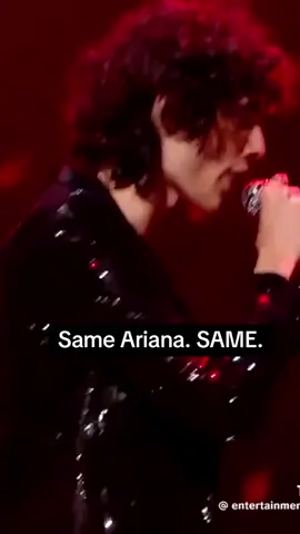 IN A ROOM FULL OF PEOPLE I LOOK FOR YOU👹 but really he was amazing, and everyone else too!!  #sombr #vmas2025 #arianagrande 