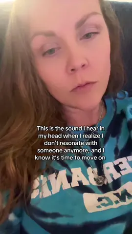 Friendship breakups were a huge them for me in the last year. I can look back and see who was removed from my life for definite reasons. But boy, does this feeling sting. #fyp #fypシ #fypシ゚viral  