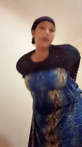 ApaaY😫#qarxis #somalitiktok #tik_tok #livekudhigle #snap 