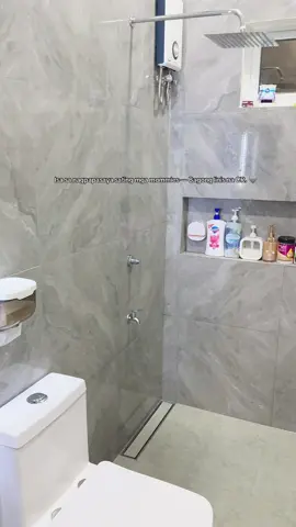 Mom’s happiness. Ang maglinis ng CR. 😆 #GrayBathroom #BathroomInspo #dreambathroom #bathroomdesign #bathroomideas 