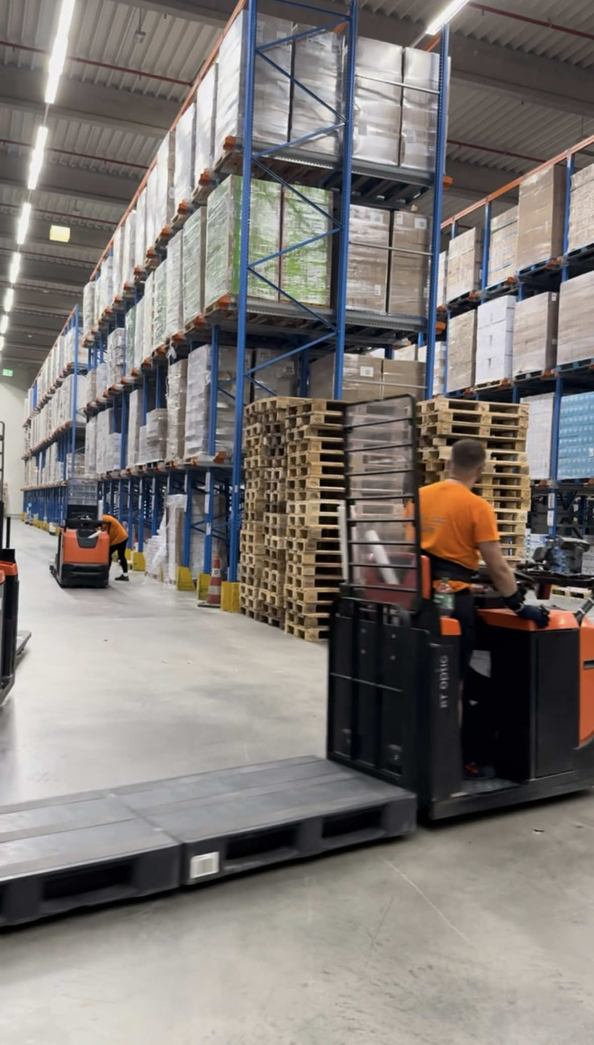 #работавгермании #німеччина #work  Кому потрібна в Німеччині работа   Звертайтесь по номеру телефона в шапці профілю або пишіть в особисті 