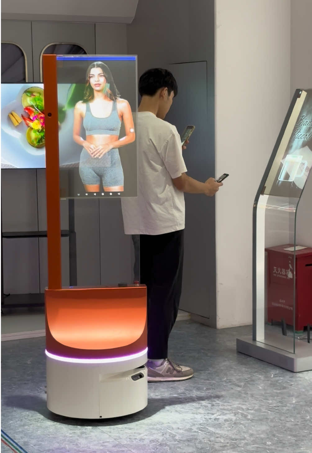 welcome to visit us Transparent OLED showroom  #transparent #oled #showroom #newtrend #wowfactor 