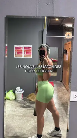 Je teste les nouvelles machines pour le fessier de la Salle De Sport 💪🏼 Pour toi, quel est le meilleur Exo ?  #Fitness #gym 