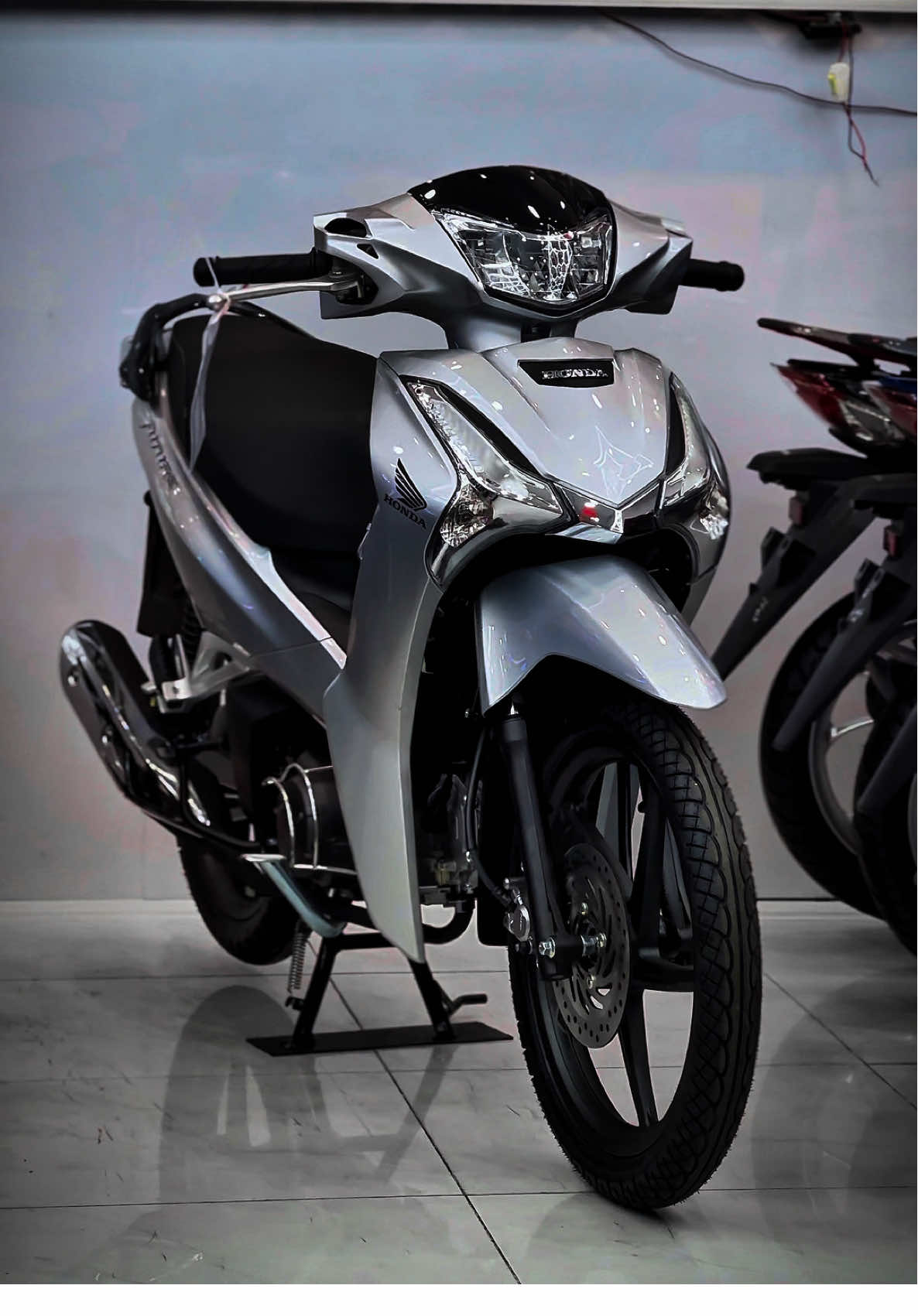 Xe Future 125 2025 ❤️Bạc 3D 💕New💥💥💥  _ Trả trước 4 chệu💵 Nhận xe😍 _Hỗ trợ trả góp chỉ cần CCCD _Quà tặng hấp dẫn lên đến 2chệu🎁 _Hoa hồng cho người giới thiệu 500 đến 1chệu 🧧  💥 ĐẶT BIỆT: liên hệ trước 𝐆𝐚̣̆𝐩 𝐍𝐆𝐎̣𝐂 𝐀́𝐍𝐇 hỗ trợ xăng xe  500_1 chệu  📱Zl/call : O𝟗𝟔.𝟒𝟐𝟒.𝟕O𝟕𝟖    (𝐆𝐚̣̆𝐩 𝐍𝐆𝐎̣𝐂  𝐀́𝐍𝐇 ) Quận12-HCM  ( Làm hồ sơ giấy tờ trực tiếp tại cửa hàng)  #future #FUTURE #future125i #xefuture #CapCut 