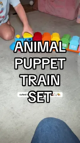 This train set is EVERYTHING 🙌 nine barns, color & shape keys, matching animals that double as finger puppets… my toddler is OBSESSED 🤎 fun + learning = mom win ✅  #momfinds #toddlerfun #learningthroughplay
