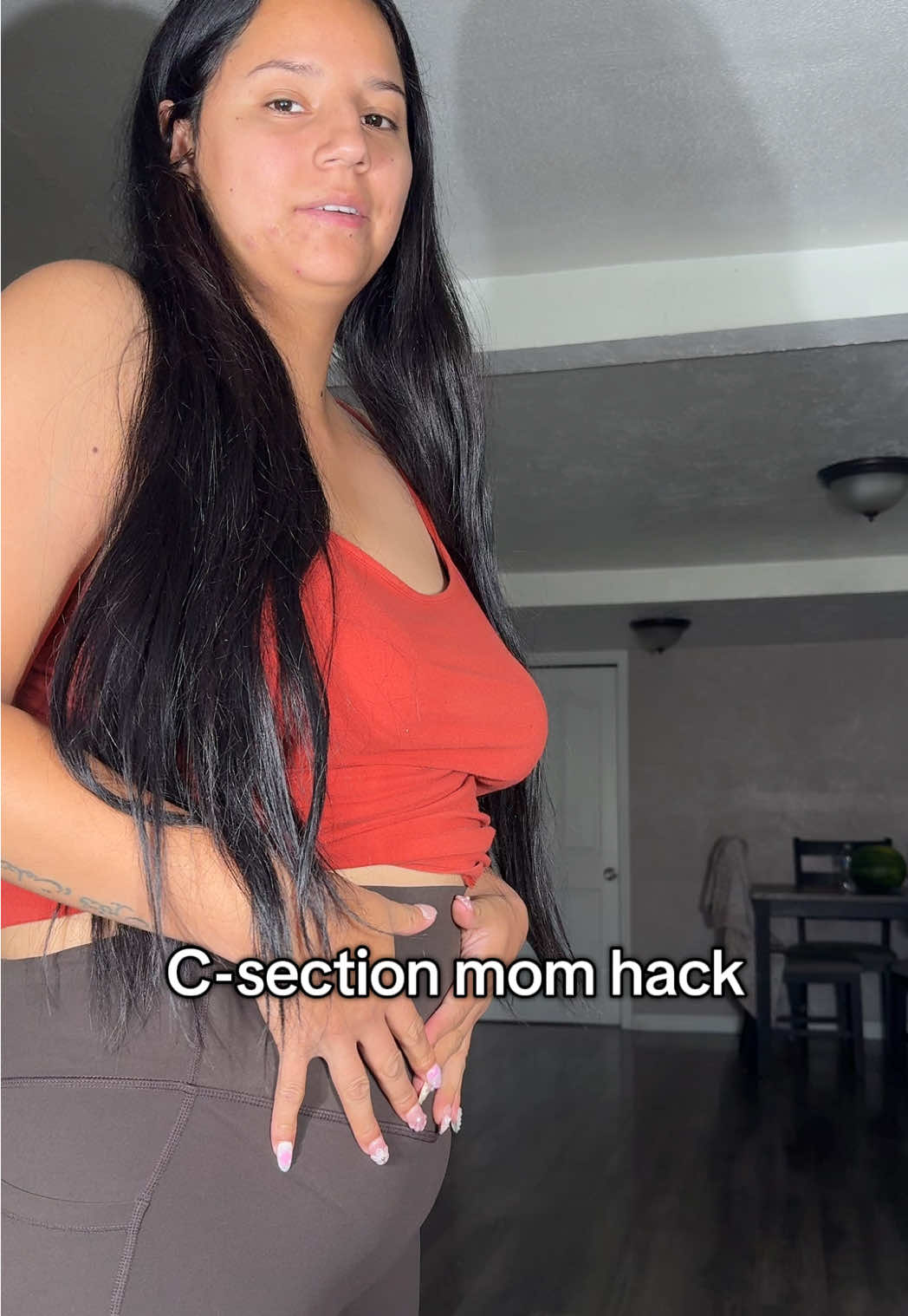 Love that they hold everything together👀 @Halara_official #halara #halaraleggings #halaratiktokshop #tummycontrol #ActiveinHalara    