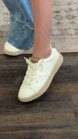 @HeyDude is my new favorite everyday shoe!!! #heydude #tiktokshop 