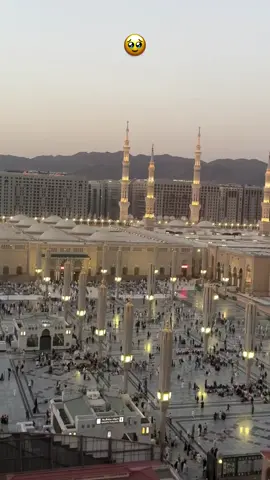 madina azan #viral #tiktokviral #trending #madinahalmunawaroh 