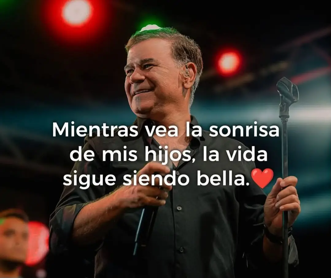 La sonrisa de mis hijos es el reflejo más puro de la felicidad. Ellos iluminan mis días, dan sentido a mi vida y convierten cada instante en un motivo para agradecer. Mientras los vea sonreír, mi mundo siempre será hermoso. 🌈👩‍👧‍👦✨ #tiiiiiiiiiiiiiiiiiiiiiiiiiiiiiiiiiiiii #Amor #hijos 