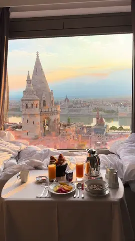 #hiltonbudapest #budapest #sunrise #morning #fyp 