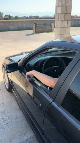 Technologiaa #e36 #problem #oldschool #germany #bmw 