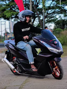 udah tak stel celana sobek + sandal jepit dan bawa pcx #pcx2024 #pcxmodifikasi #pcxindonesia #pcx160 #pcxring14 