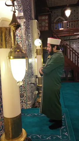 YATSI NAMAZI OSMANAĞA CAMİİ #namaz #kuranıkerim #islam #dua #ibadet #diyanet #islamicvideo #üsküdar #kadıköy #almanya #türkiye #istanbul #fy #dinivideolar #cami #namaz #dining #keşfet #ezan #huzur #viraltiktok #instagramreels #tikrokindia #fy 