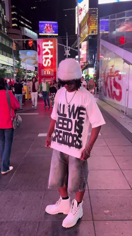 VIBE WITH ME! #fyp #fashion #fun #dance 