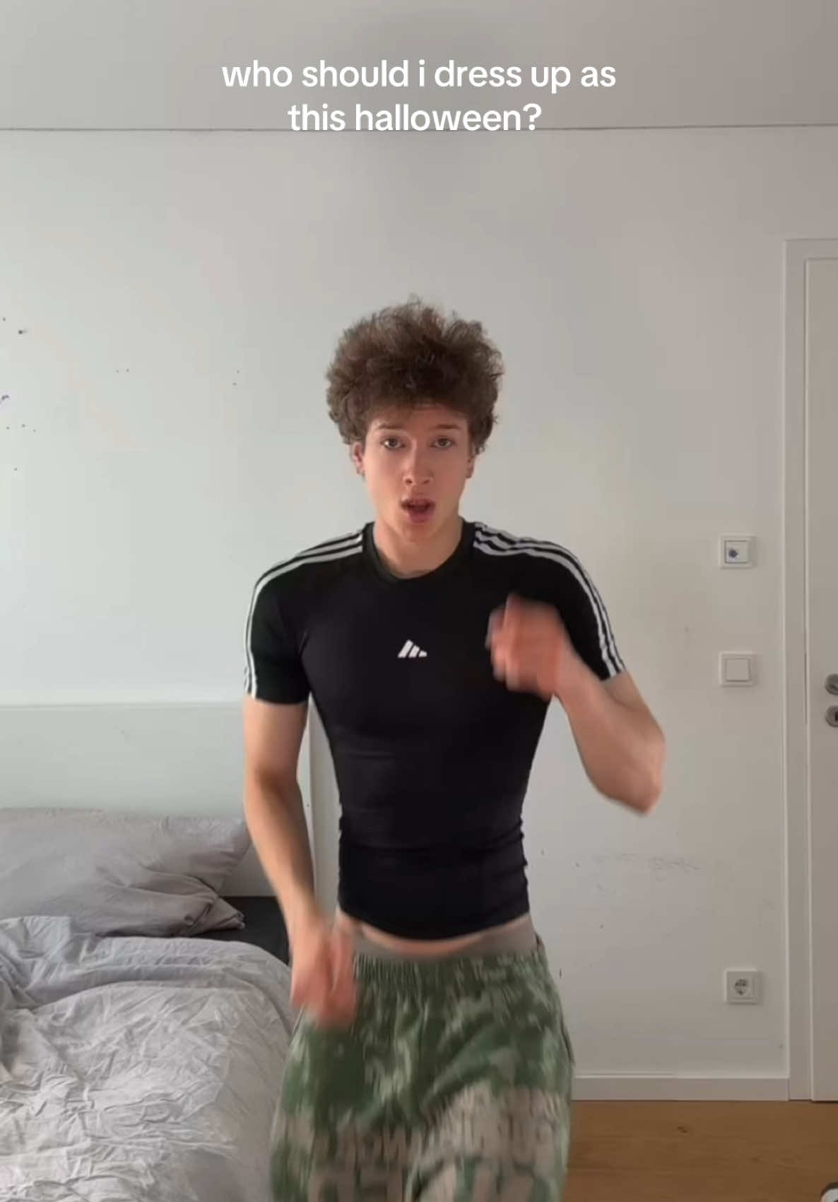 chat, pls put good boy costume ideas in the comments :D 