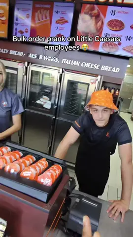 she said you the manager bro help him 😂 YouTube: Wayon 