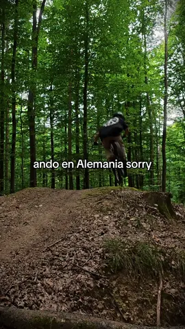 No toi #mtbchile#deacheseries#downhillchile#fyp#mtbeurope