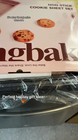 These diamond textured non stick cookie sheets… cooking sheets? are nice!! Keep these in mind for your white elephant gift ideas or Chinese Christmas gift ideas! Great gift for her. 