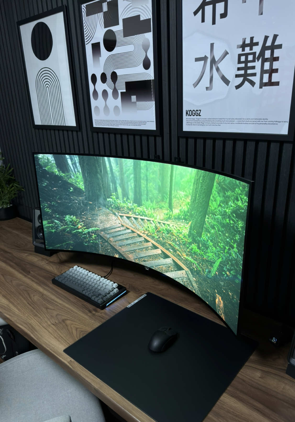Would you use this monitor?  Follow for my content @koggztech  #45inch #aoc #agonaoc #setupinspiration #desksetup