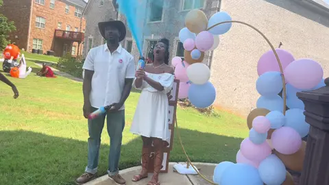 Certified crash out! Congratulations sister @angelroyal20 #foryou #genderreveal #teamboy #teamgirl 