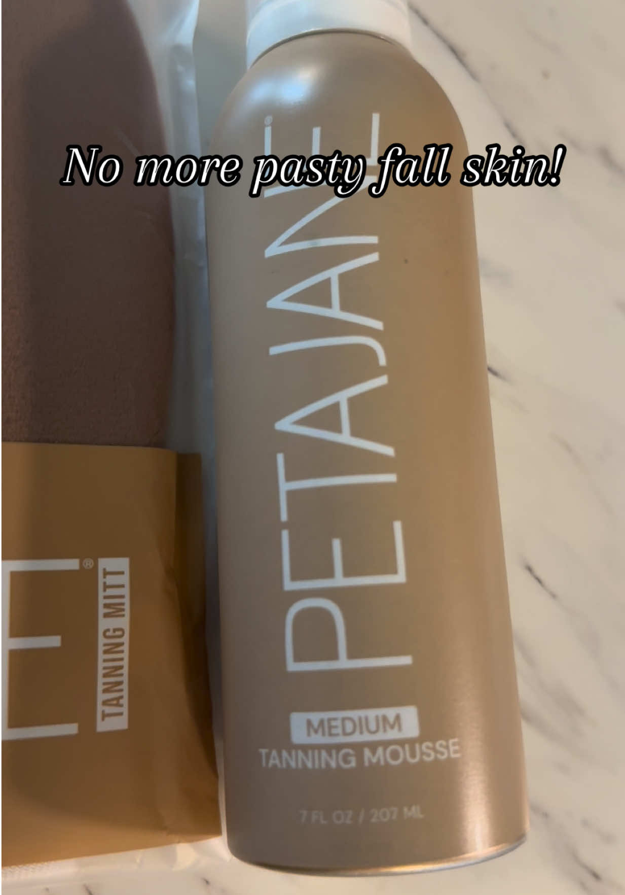 Get a flawless, natural-looking tan with PETAJane Medium Self-Tanning Mousse! 🍂💛 Infused with a pleasant scent, it delivers the perfect color without the harsh smell of other self-tanners. Just apply, wait 6–8 hours, and reveal your radiant, sun-kissed glow—perfect for keeping your fall skin looking vibrant and healthy! #selftan #selftanner #petajane #tan #fyp @Peta Jane Beauty 