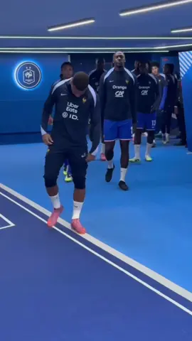 OUR FRENCH LEADER 💪🇫🇷 #kylianmbappé #mbappè #football #france #worldcup @Equipe de France @FIFA 