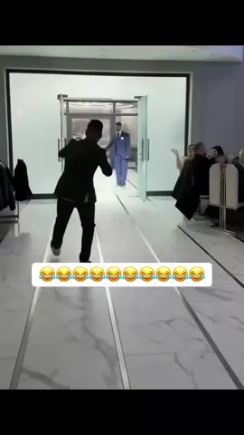 وعلي لو اني له عوف العرس واشرد من الفشله🤦🏻‍♀️هههههههه💔😂