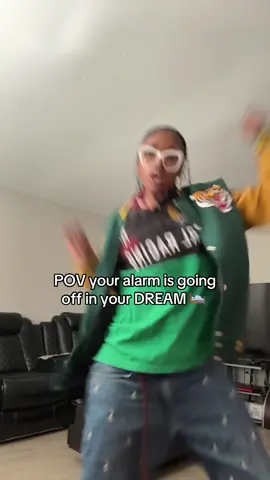 😭😭 somehow the ringtone is apart of your dream 😴 #FYPシ #trending #funnyvideos #alarm #mrunclepolo 