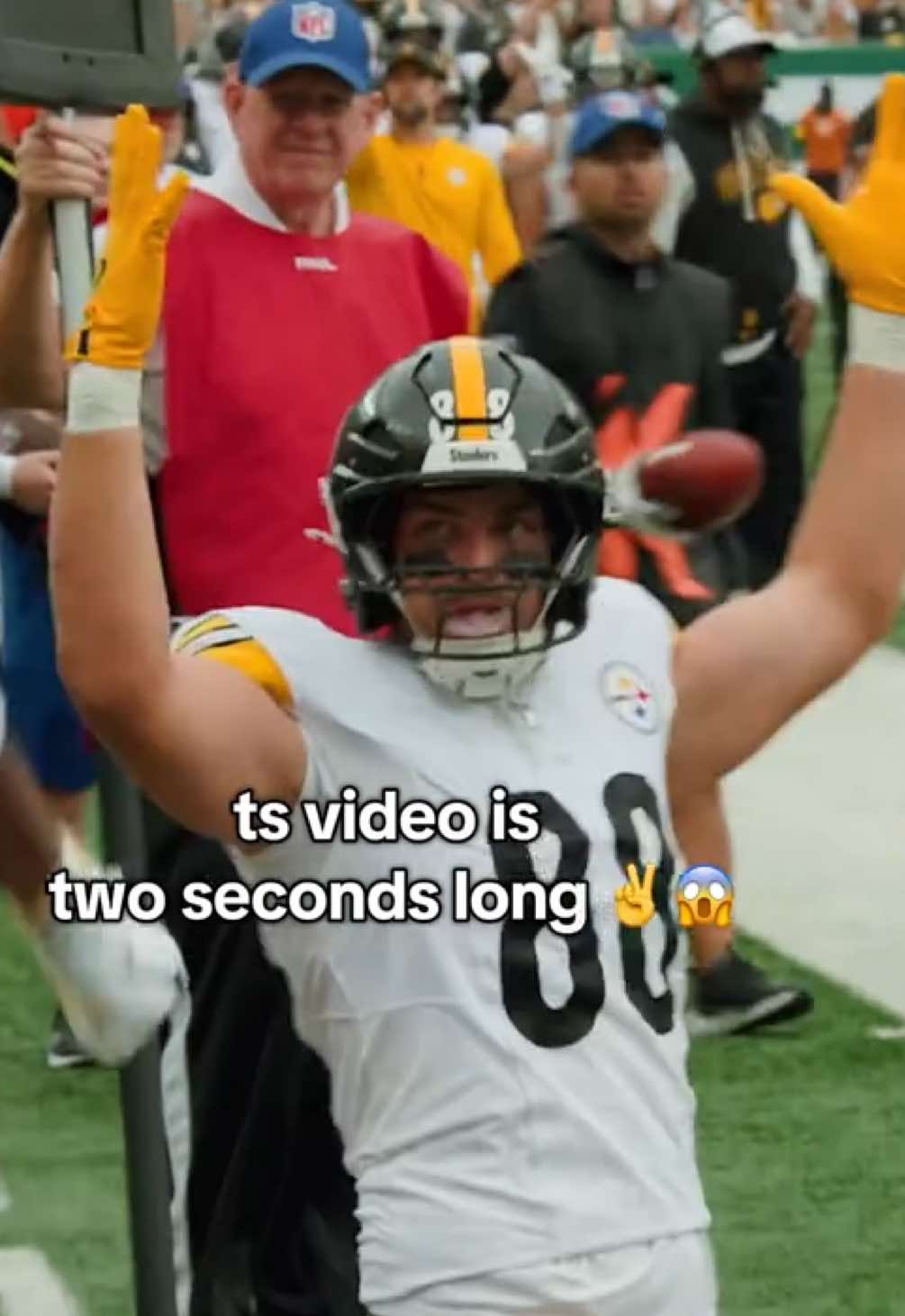 ts really two seconds 🤷✌️ #steelers #nfl #twoseconds 