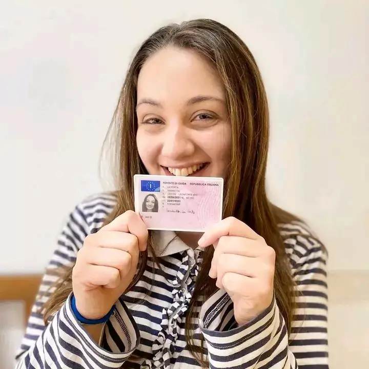 Ottieni la tua patente di guida online in meno di 7 giorni.   Basta saper guidare e conoscere molto bene il codice della strada e in 7 giorni puoi prendere la patente.  Non è necessario superare l'esame e il testo.  La cosa principale è saper guidare e riceverai la tua patente con noi senza alcun problema.sei interessato?#scuelaguida #quizpatente #hupatente #motorizzazionecivile #patenteb