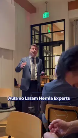 Tive o grande prazer de participar deste momento de importante atualização científica, pré-congresso da @americanherniasociety organizado pela @sbhernia e BD.  A ideia foi promover um momento de integração e troca de experiências entre os cirurgiões de hérnia da América Latina, que participam do evento da American Hernia Society.  Pude falar com os colegas sobre o Reparo da Hérnia Abdominal, na noite desta quarta-feira, em Nashville (EUA). Ao meu lado estiveram importantes nomes da cirurgia de hérnia, como @heitorsantos.md, @flaviomalcher e @agustinalvarez488.  Logo logo mais novidades sobre o congresso!  Dr. Diogo Falcão Médico - CRM: 26878/PR Cirurgião - RQE: 2241 #cirurgiarobotica #cirurgiadehernia #herniainguinal 