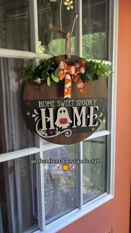 Sooo cozy 🥰 #falldecor #spookyseason #hallowendecor #farmhousedecor #spotlightfinds 