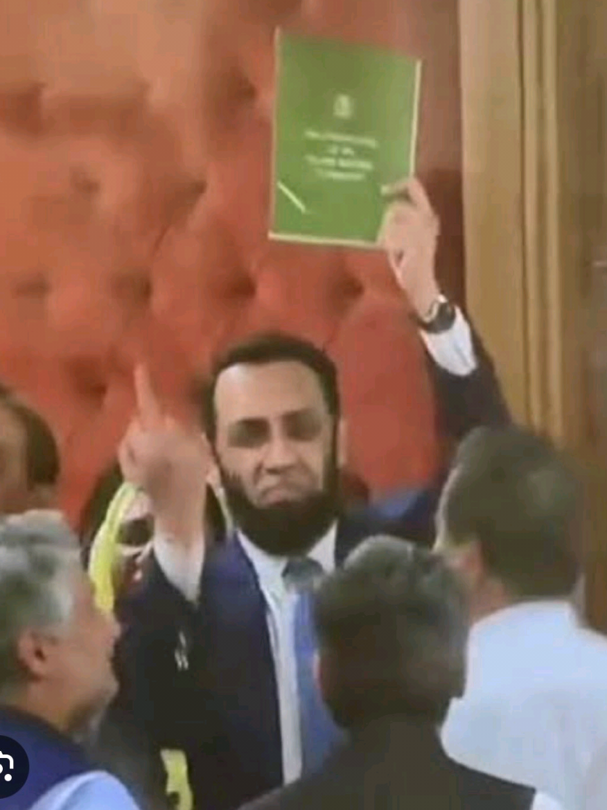 wake upto reality🤡🤡 #نکلو_حقیقی_آزادی_کیلئے #عمران_خان_کو_رہا_کرو #trendingtiktok #zayer_editx #عمران_ہم_تمھارے_ساتھ_ہیں 