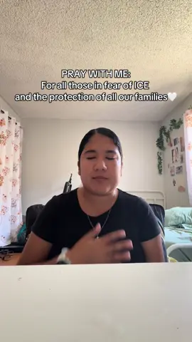 Pray with me: for all those in fear of ICE and the protection of our families🤍 #latinostiktok #praywithme #prayer #deportation #supremecourt 