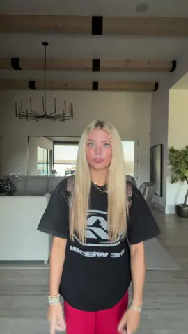 fav shirt #LanguageLearning #blonde #fyp #viral #influencer 